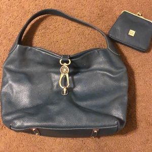 Dooney & Bourke purse
